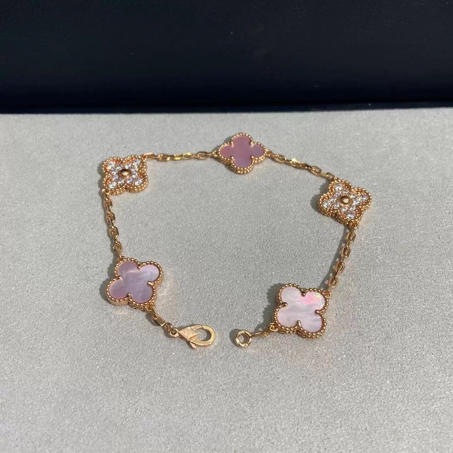 Flower Bracelet With Diamond