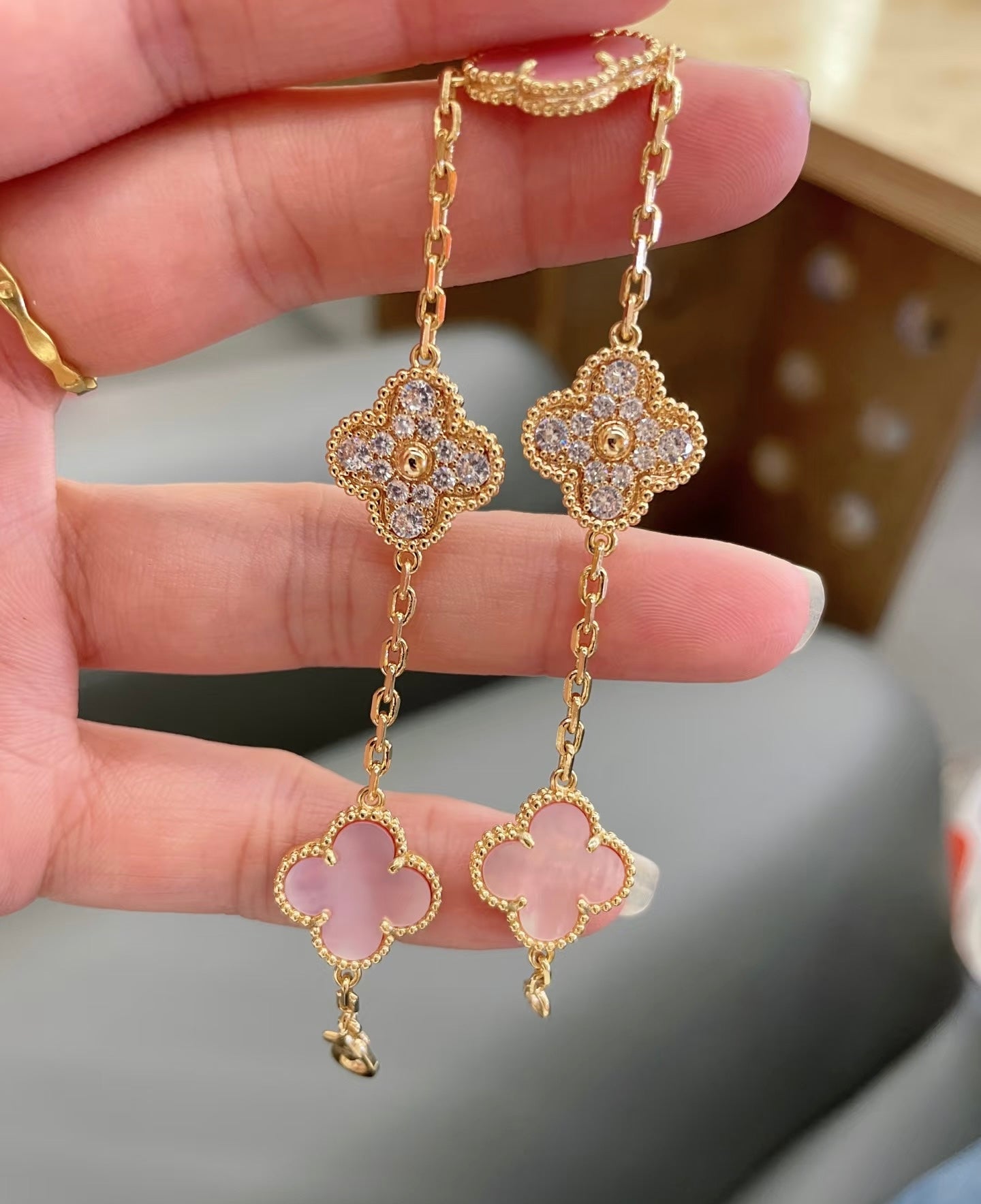 Flower Bracelet With Diamond